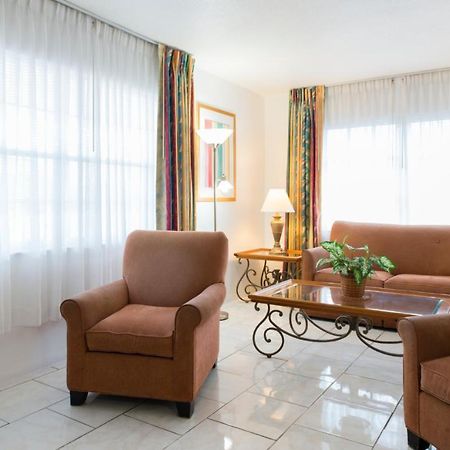 Carriage House Resort Диърфийлд Бийч Екстериор снимка
