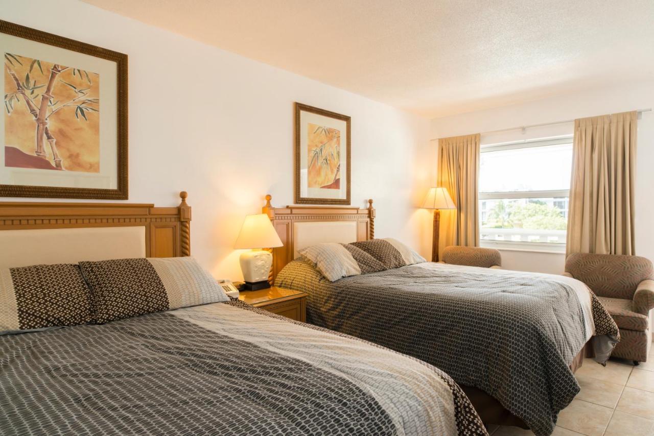Carriage House Resort Диърфийлд Бийч Екстериор снимка
